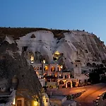 Miras Hotell 4*