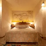 Miras Hotell 4*