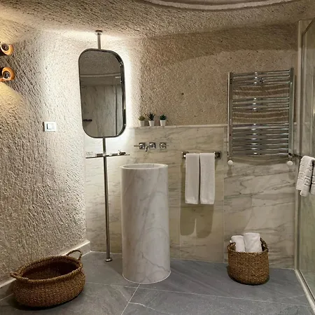 Miras 4* Γκόρεμε