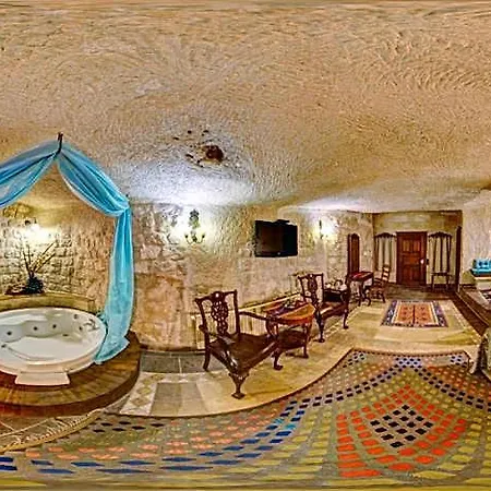 Hotel Miras 4*